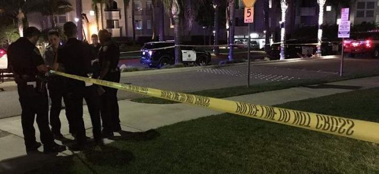 Παραλίγο τραγωδία! Ενοπλος άνοιξε πυρ σε πισίνα στο Σαν Ντιέγκο – 8 τραυματίες