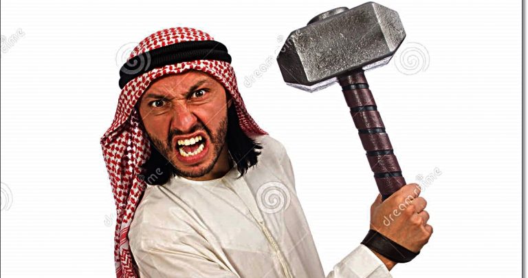 ΓΑΛΛΙΑ: Δημοσιογράφος στην Σουηδία και με βραβείο από την Ευρωπαϊκή Ένωση (!) ο “ενσωματωμένος” τζιχαντιστής που επιτέθηκε με σφυρί στην Παναγία των Παρισίων