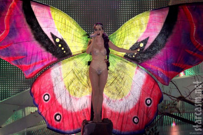 ΤΗΣ ΕΚΑΨΑΝ ΤΟ ΜΥΑΛΟ ΑΠΟ ΤΟ ΠΟΛΥ ΜΑΙΝΤ ΚΟΝΤΡΟΛ (ΒΙΝΤΕΟ)