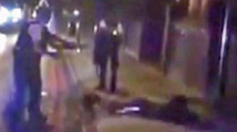 Συναγερμός πάλι στο Λονδίνο – Άντρας επιτέθηκε σε μουσουλμάνους έξω από τζαμί (βίντεο)