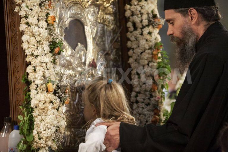 «Η ΧΙΟΣ θα ¨καεί¨ το ίδιο και η ΛΕΣΒΟΣ, το θηρίο που είναι στο ΑΙΓΑΙΟ θα ξυπνήσει» ΓΕΡΟΝΤΙΣΣΑ τον Αύγουστο του 2012!