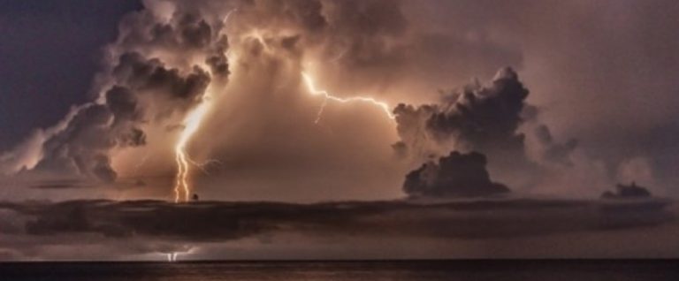 Νεκρός από κεραυνό 45χρονος στην Αμφιλοχία