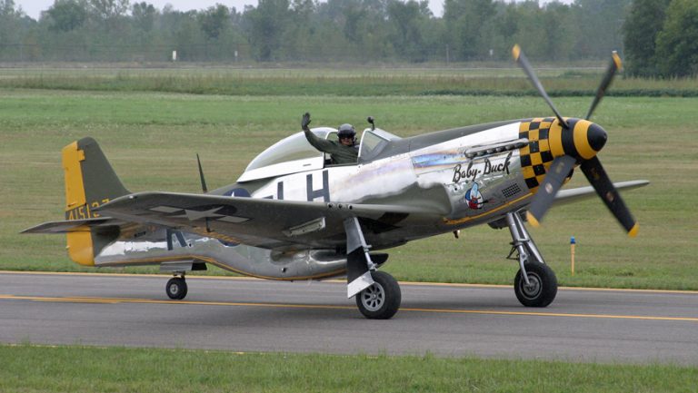 Νεκρός πασίγνωστος πιλότος των ΗΠΑ σε αεροπορικό δυστύχημα