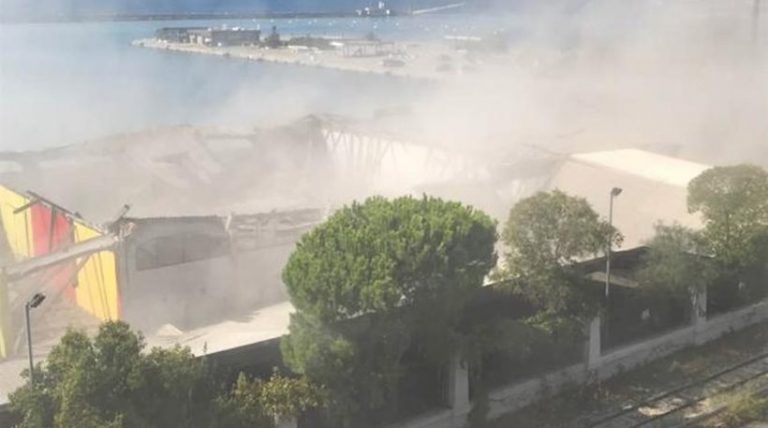 Κατέρρευσε στέγαστρο στο παλιό λιμάνι της Πάτρας – Πληροφορίες για νεκρό