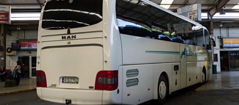 Eιδοποίηση για βόμβα σε λεωφορείο του ΚΤΕΛ Λάρισας