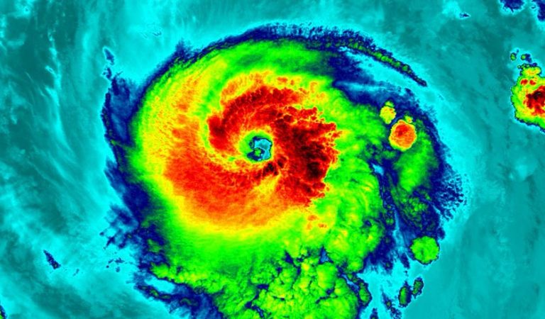 Ο τυφώνας Irma αναπτύσσεται ταχυτατα, “Οι υψηλότερες προβλέψεις για ταχυτητα ανεμου που έχω δει ποτέ”