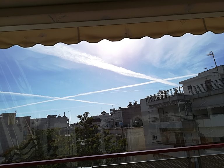 Πρέπει να το παραδεχτούμε οι ψεκασμοί έχουν ανέβει επίπεδο !