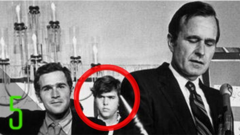 Τέσσερις οικογένειες ελεγχουν τον πλανήτη