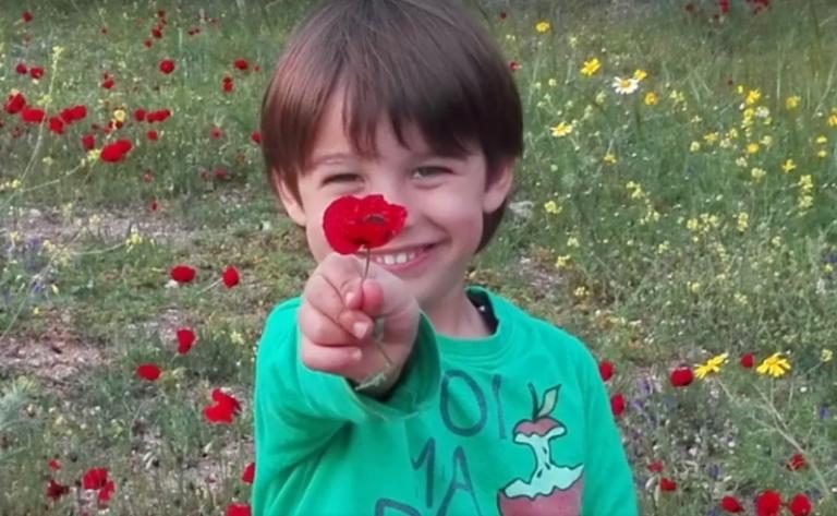 Ο μικρός Χριστόφορος πάσχει από παιδικό όγκο εγκεφάλου και κάνει έκκληση για βοήθεια