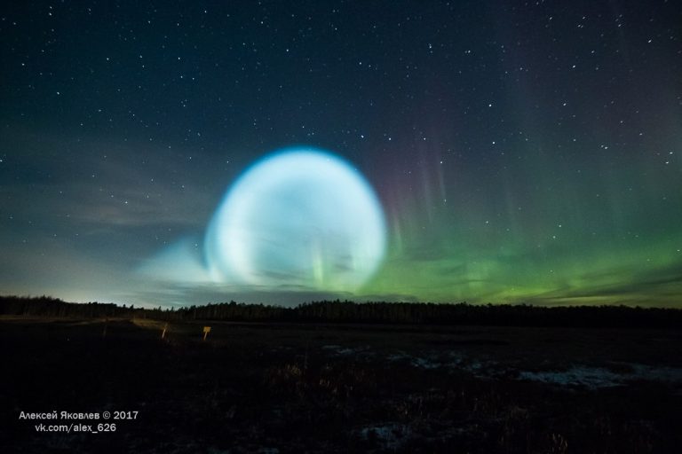 Φαινόμενο Μπλε Σέλας ή αποτέλεσμα δοκιμής ρωσικού βαλλιστικού πυραύλου;