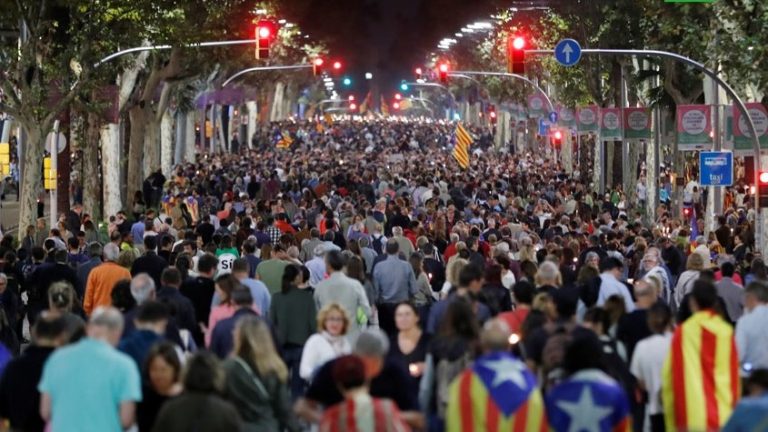 Συγκέντρωση διαμαρτυρίας απόψε στη Βαρκελώνη.