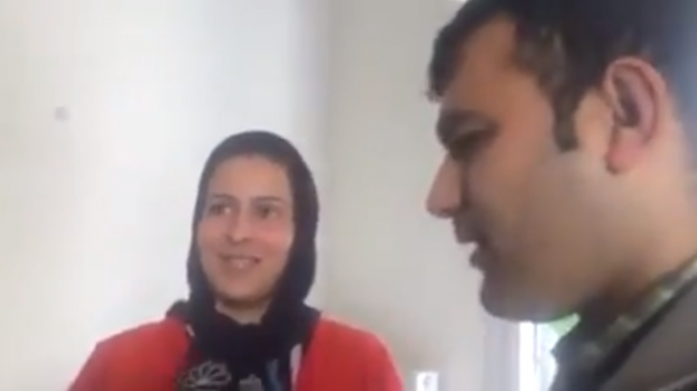 Βοηθήστε τον Αμιρ να μην προσβάλει τους προγόνους του !