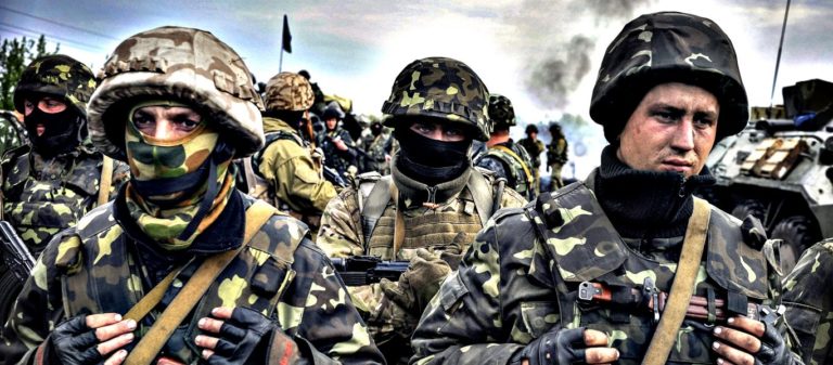 Απόπειρα πραξικοπήματος στο Λουγκάνσκ; – Φάλαγγες τεθωρακισμένων στην πόλη