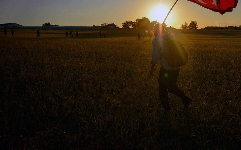 Πολιτικό άσυλο στην Ελλάδα ζητούν 32 Τούρκοι πολίτες