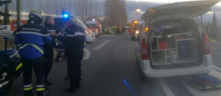 ΕΚΤΑΚΤΟ: Σχολικό λεωφορείο στην Γαλλία συγκρούστηκε με τρένο – Τουλάχιστον 3 νεκροί