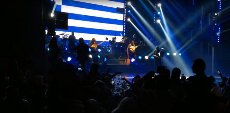 ΑΝ ΕΙΣΑΙ ΠΑΤΡΙΩΤΗΣ ΕΛΛΗΝΑΣ ΣΑΝ ΤΟΝ ΣΦΑΚΙΑΝΑΚΗ, ΤΑ ΣΤΡΟΥΜΦΑΚΙΑ ΣΕ ΒΑΦΤΙΖΟΥΝ ΧΡΥΣΑΥΓΙΤΗ