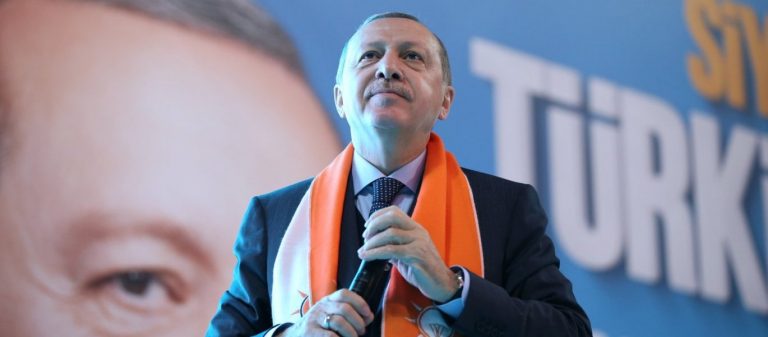 Προκαλεί ξανά ο Ρ.Τ. Ερντογάν με τα «υπό κατάληψη» ελληνικά νησιά στο Αιγαίο