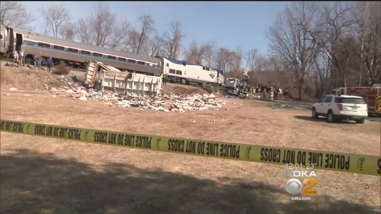 ΗΠΑ: Συγκρούστηκε τρένο που μετέφερε βουλευτές και γερουσιαστές