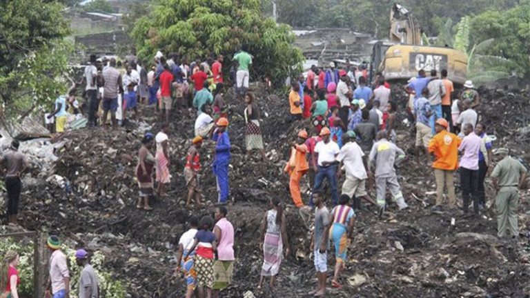 Μοζαμβίκη: Τουλάχιστον 17 άνθρωποι θάφτηκαν στα απορρίματα μετά από κατολίσθηση