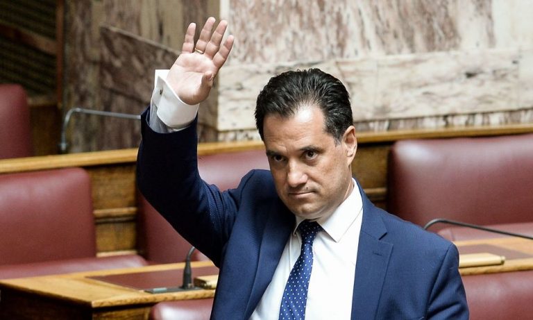 Ο Άδωνης έβαλε στην αγορά τα φάρμακα που προέβλεπε σχέδιο της Novartis «με χρηματισμό υπουργού»