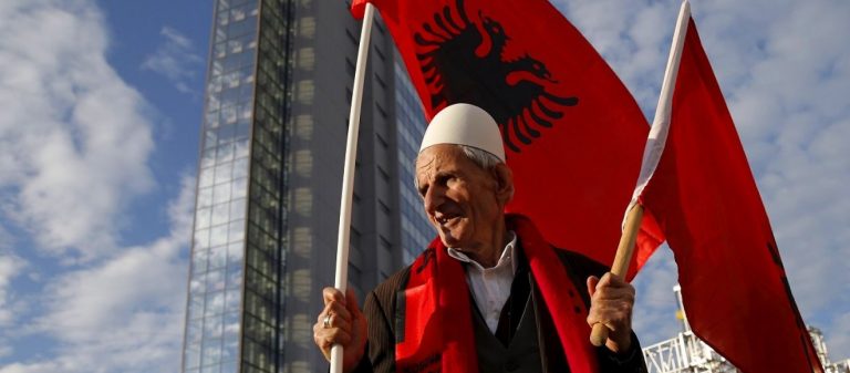 Ποια Τουρκία και ποια Σκόπια: Το πρώτο «γκολ» μάς το έβαλε η Αλβανία – Η Ελλάδα παραιτήθηκε κυριαρχίας στο Βόρειο Ιόνιο!