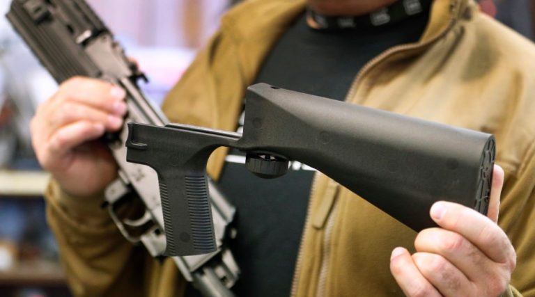 Μακελειό στη Φλόριντα: «Δεν στηρίζουμε καμία απαγόρευση για τα όπλα», λέει το NRA