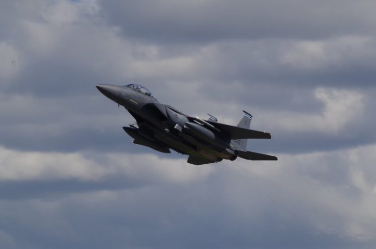 Για πρώτη φορά αμερικανικά F-15E προσομοιώνουν πλήγμα στον τουρκικό Στόλο έξω από το Καστελόριζο!