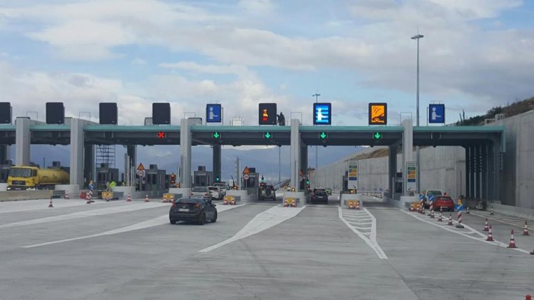 H Ελλάδα γέμισε με διόδια και αυτό ο χάρτης το αποδεικνύει