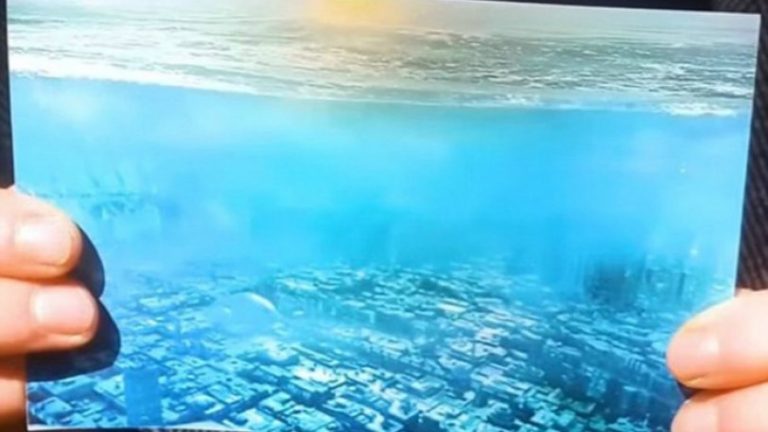 Ο άνδρας που υποστηρίζει πως ήρθε από το μέλλον μοιράστηκε φωτογραφία από το έτος 5.000!