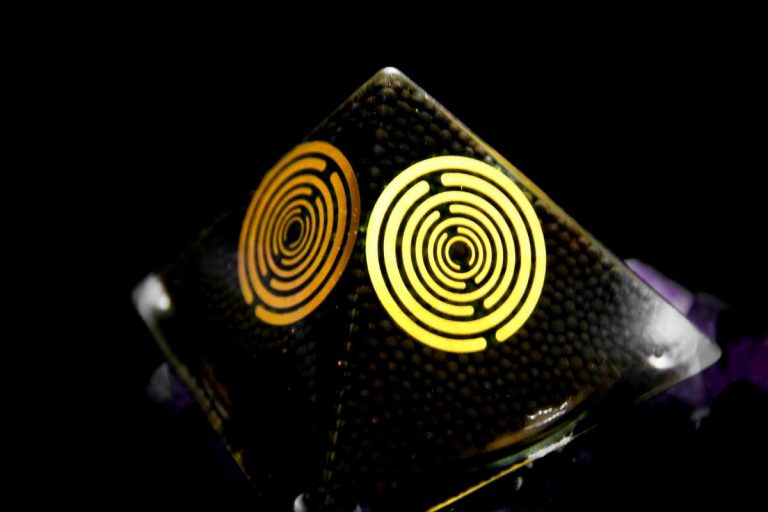 Πυραμίδα orgonOdrome AEGIS