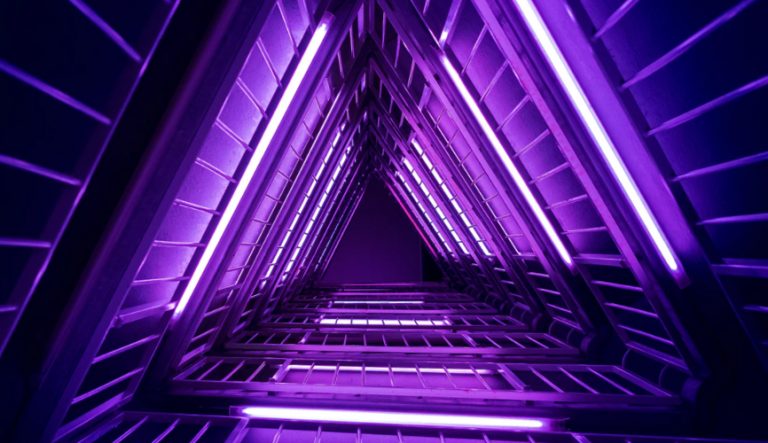 Το Μανιφέστο του Αντίχριστου Μέρος 1ο: Το Χρώμα της Χρονιάς 2018