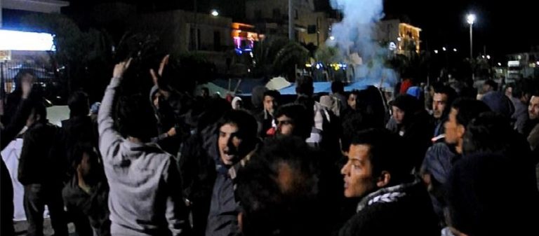 «Άγνωστοι» έσπασαν εικόνες και έσκισαν την ελληνική σημαία σε εκκλησία στη Σάμο κοντά σε κέντρο μεταναστών