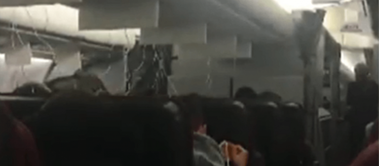 Βίντεο: Ο απόλυτος τρόμος σε πτήση στην Αυστραλία όταν πέφτουν οι μάσκες οξυγόνου!