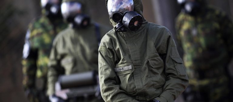 EKTAKTO – Οι ΡΩΣΟΙ ΑΝΑΚΑΛΥΨΑΝ τεράστια αποθήκη ΧΗΜΙΚΩΝ ΟΠΛΩΝ σε σήραγγα ΙΣΛΑΜΙΣΤΩΝ! Κατέρρευσε το σενάριο για τον Άσαντ!