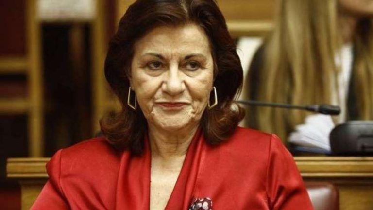 Απίστευτη τοποθέτηση Φωτίου: «Δε μπορούμε να εξαιρέσουμε τα ομόφυλα ζευγάρια από την αναδοχή γιατί θα…καταδικάσουμε τα ανήλικα παιδιά»!