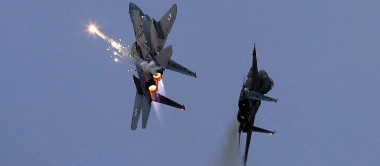 Ρωσικό υπουργείο Άμυνας: «Συστήματα S-200 της Συρίας κατέρριψαν ισραηλινό μαχητικό»