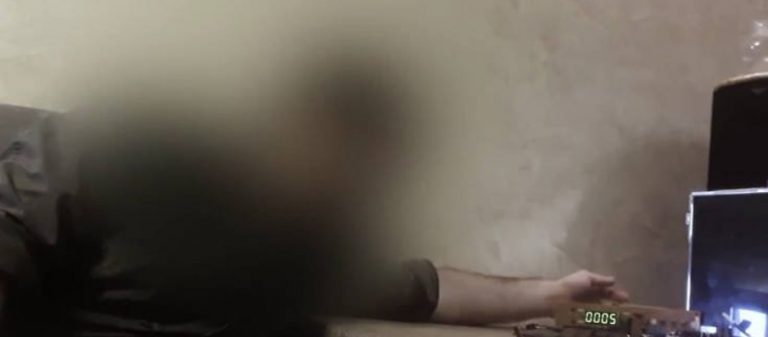 Aντρας ισχυρίζεται ότι ταξίδεψε στον 45ο αιώνα με τη χρονομηχανή του