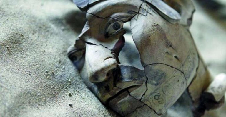 ΤΕΤΕΛΕΣΤΑΙ