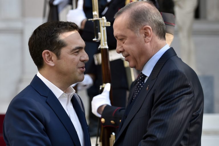 Άρθρο-σοκ του Foreign Policy: Ελλάδα και Τουρκία διολισθαίνουν προς τον πόλεμο