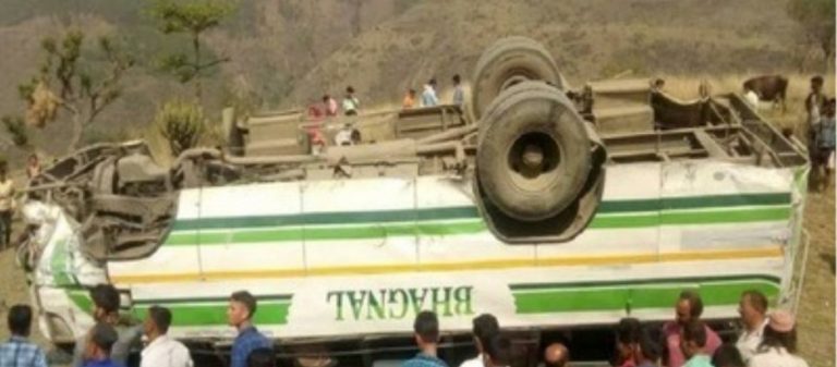 Ινδία: Λεωφορείο έπεσε σε φαράγγι! – Επτά νεκροί και 12 τραυματίες