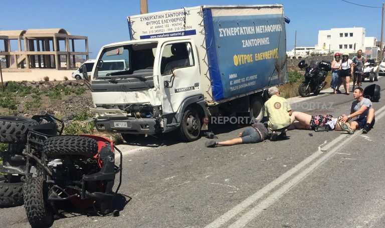 Απίστευτο τροχαίο στην Σαντορίνη