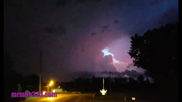 Περίεργη Καταιγίδα ή Αστροπύλη Άνοιξε στην Αλαμπάμα;