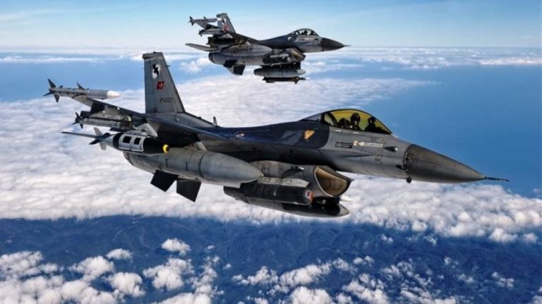 Δύο παραβιάσεις και τέσσερις παραβάσεις στο FIR Αθηνών από τουρκικά μαχητικά