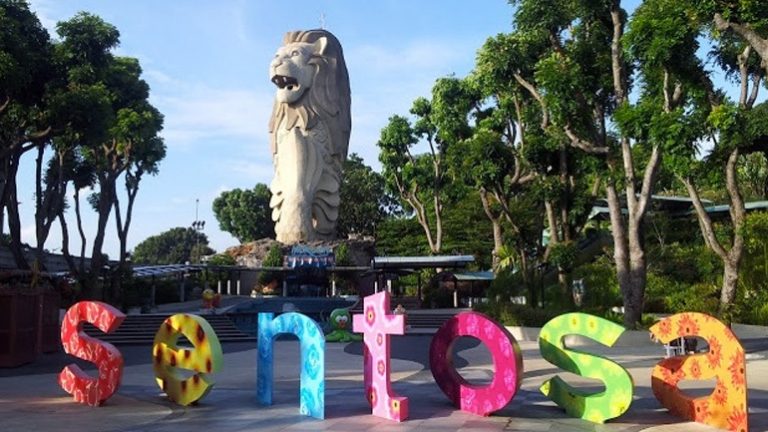 Η σκοτεινή ιστορία πίσω από το νησί όπου θα συναντηθούν Τραμπ – Κιμ