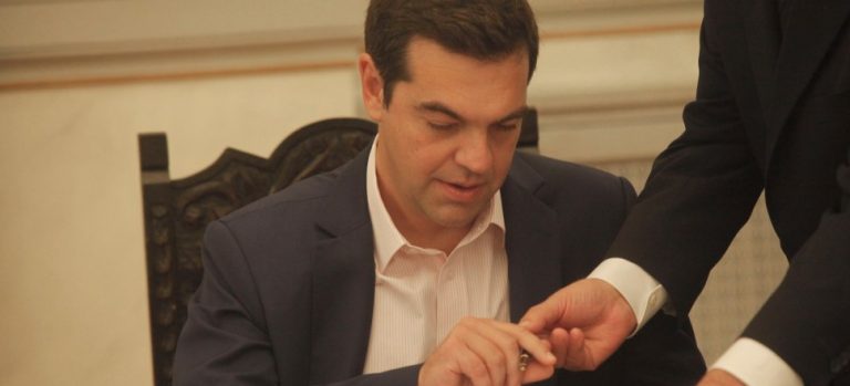 Την Κυριακή ο Τσίπρας παραδίδει την Μακεδονία στα Σκόπια – Μεταφέρουν αστυνομικές δυνάμεις από τη νότιο Ελλάδα