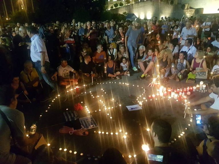 Οταν ο μαυρος επιμενει να σου δειχνει ….!