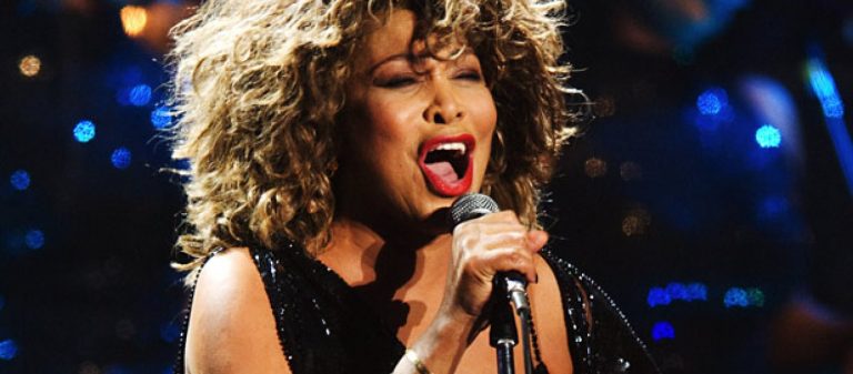 Συγκλονισμένη η Τίνα Τάρνερ: Αυτοκτόνησε ο γιος της Κραιγκ