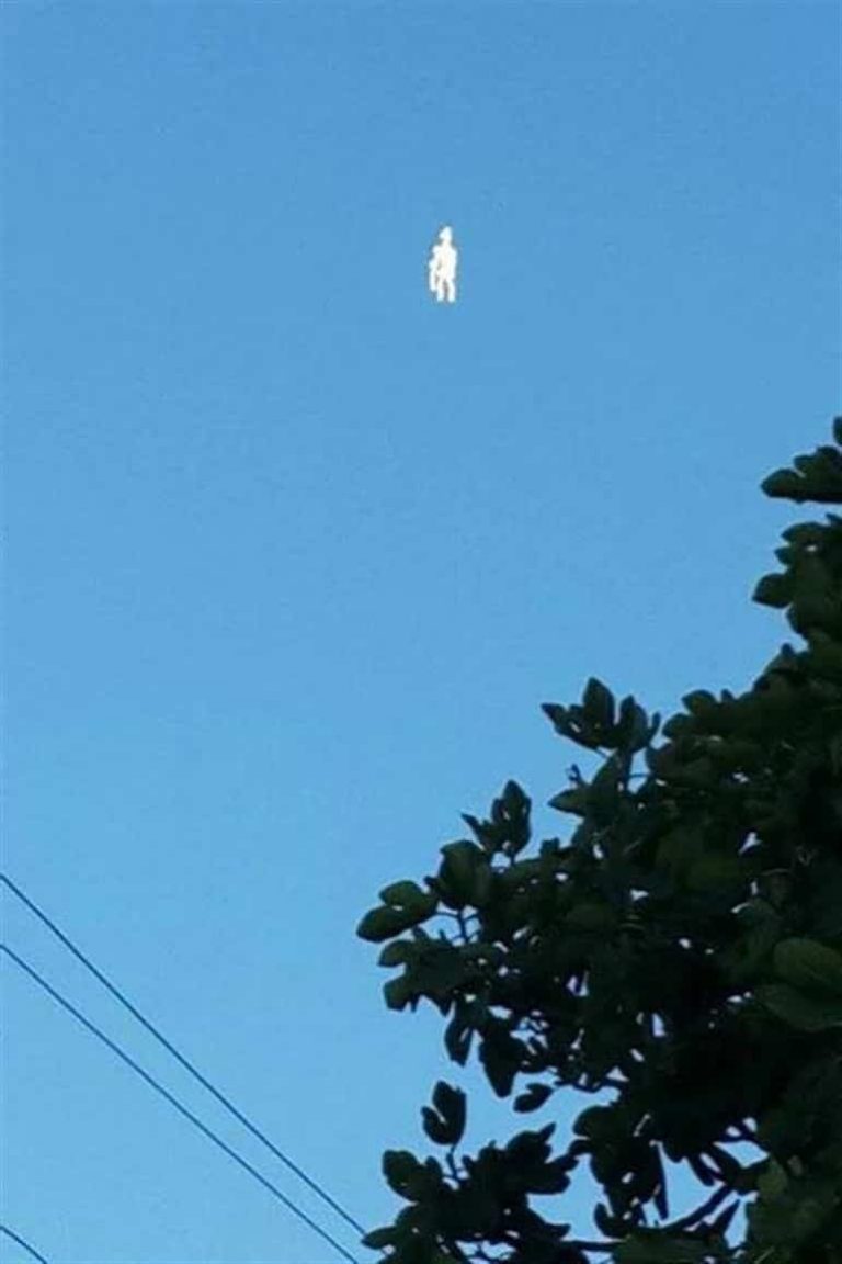 Άγνωστο Ανθρωποειδές Αναστατώνει τους Τούρκους Κοντά στα Δωδεκάνησα