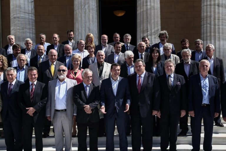 Πάνε να τους συλλάβουν ως φυσικούς αυτουργούς δολοφονίας 100 και πλέον Ελλήνων  Ντοκουμέντα-σοκ από την Εύη Χριστοφιλοπούλου