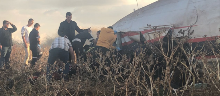 Νότια Αφρική: Συντριβή αεροσκάφους σε χωράφι της Πρετόρια – Τουλάχιστον 20 τραυματίες